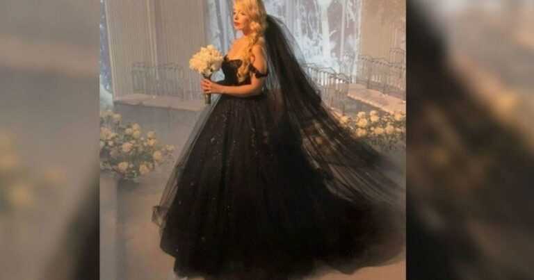Vestido preto, caveiras e cores sombrias: detalhes do casamento dessa noiva causam espanto e admiração