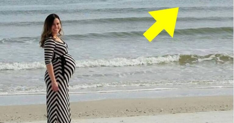 Marido tira fotografia da mulher grávida, porém preste bem atenção no que aparece a direita da foto