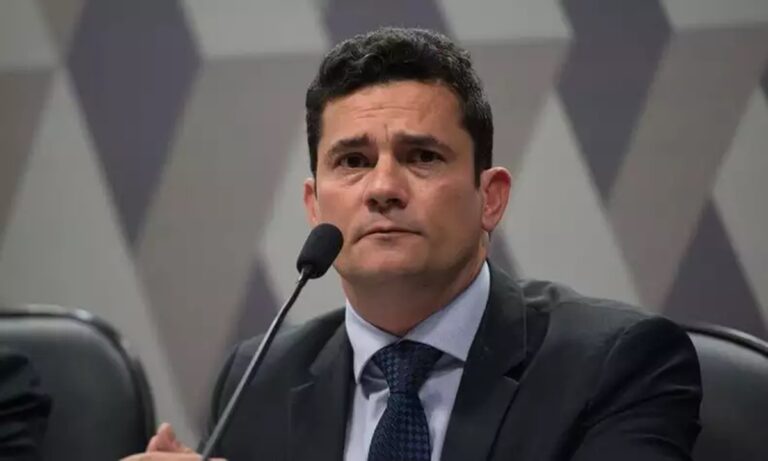 Moro confirma desistência de candidatura à Presidência
