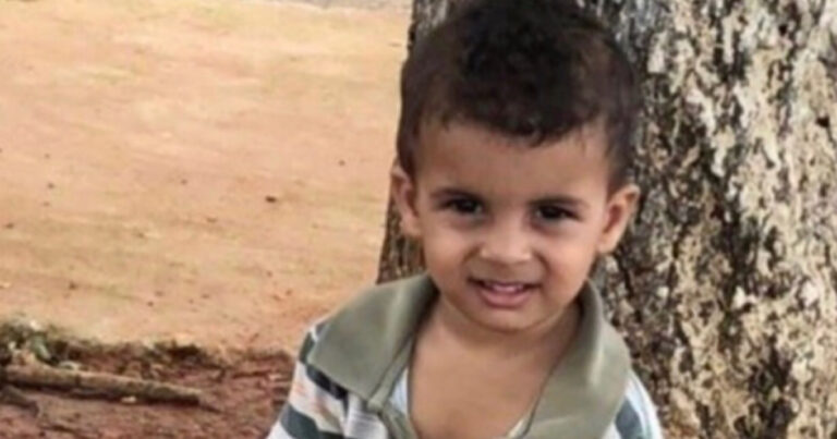 Menino de 3 anos morre de maneira trágica em altar de igreja no interior de Minas Gerais; vídeo&nbsp;