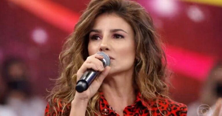 Cantora espírita Paula Fernandes, atribui ajuda mediúnica em suas composições