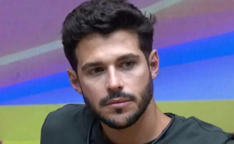 Ex-BBB Rodrigo Mussi implantou cateter na cabeça durante cirurgia e teve fraturas expostas