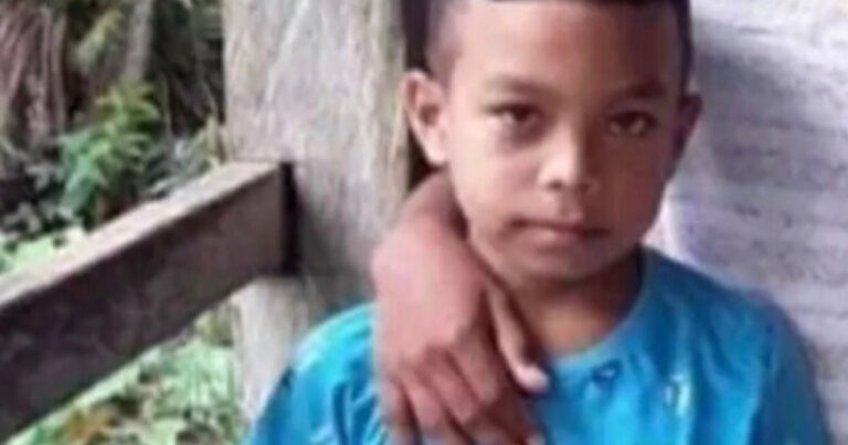 Menino de 11 anos morre após ser baleado por amigo, de 8 anos, enquanto brincavam com arma