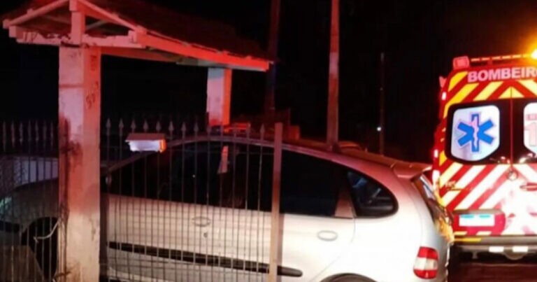 Idosa de 79 anos erra pedais do carro e atropela a própria filha; ela não resistiu
