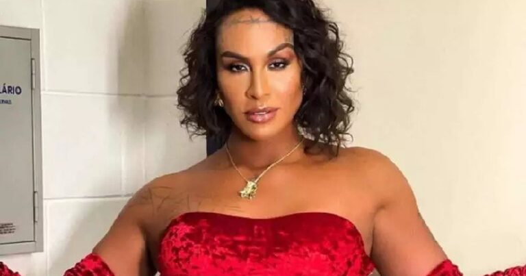 Linn da Quebrada surge com barriguinha de ‘grávida’ em foto e promete chá de revelação