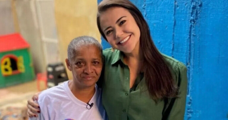 Repórter tem reencontro com mulher que chorou por fome e mostra situação