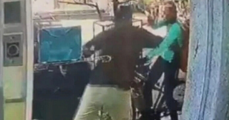 Vídeo revoltante mostra entregador de aplicativos sendo covardemente agredido por cliente
