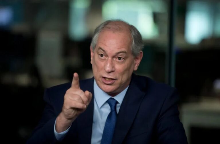 Ciro revela que Brasil vai “amanhecer em guerra” caso Lula vença a eleição