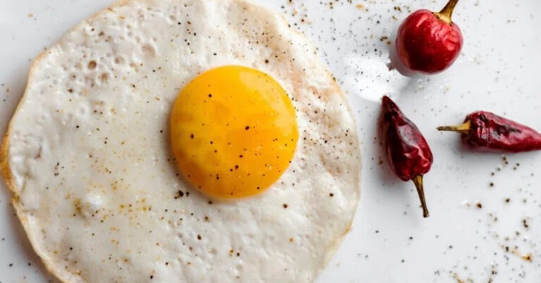 8 Alimentos que não devem ser requentados para o bem de sua saúde