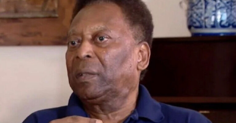 Tratando câncer, Pelé é acusado de ser o pai biológico de mulher desconhecida; Justiça determina exame de DNA