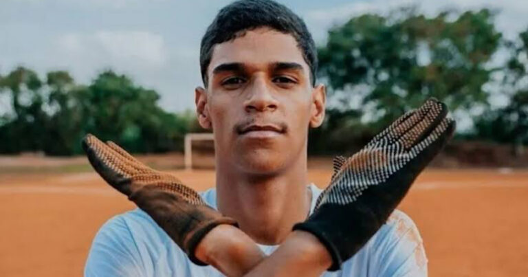 Luva de Pedreiro apaga publicações e anuncia pausa na carreira: “Não vou fazer mais vídeo”