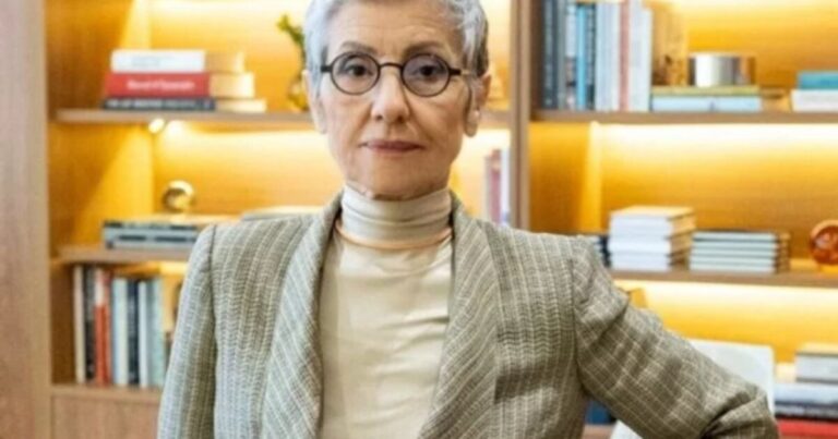 Cássia Kis: católica e conversadora, colegas de elenco estão evitando ao máximo conversar com ela