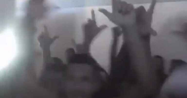 Vídeo mostra presos comemorando vitória do Lula no segundo turno das eleições: ‘O presídio está em festa’