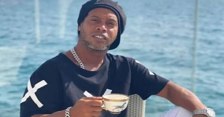 Processado após óbito de funcionário, Ronaldinho brigou na Justiça para não pagar pensão de R$ 837 reais