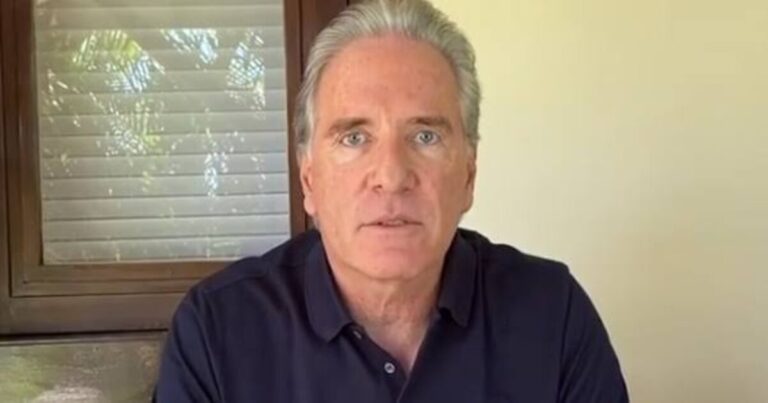 Longe da Tv, Roberto Justus é diagnóstico com câncer e faz desabafo: ” não é…”
