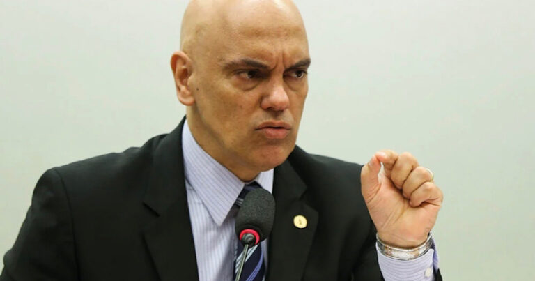 Alexandre de Moraes do TSE, dá 24 horas para o PL apresentar auditoria das urnas do 1º turno