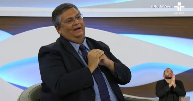 Dino defende prisão para quem pede “S.O.S. Forças Armadas