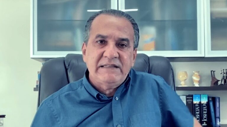 Pastor Silas Malafaia é internado as pressas em hospital e esposa pede orações