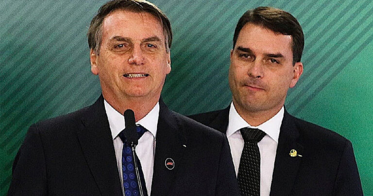 Flávio Bolsonaro fala sobre um possível golpe militar no Brasil