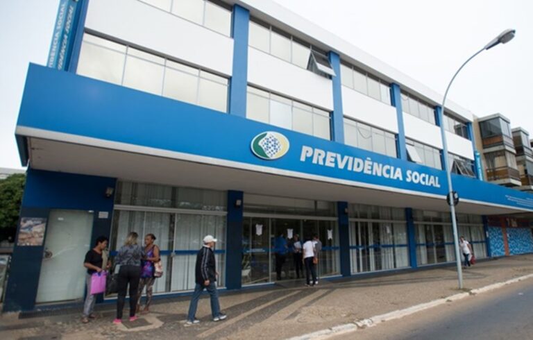 Benefícios com valor acima do salário mínimo são reajustados em 5,93%