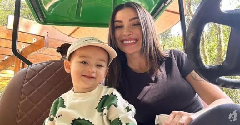 Bianca Andrade sofre acidente de carro com Cris, seu filho