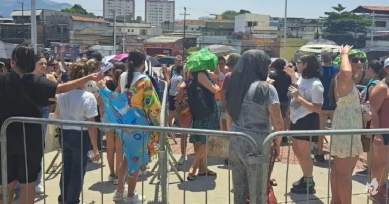 Retirada do vipão para show de Taylor causa falha e gritos de vergonha no Rio