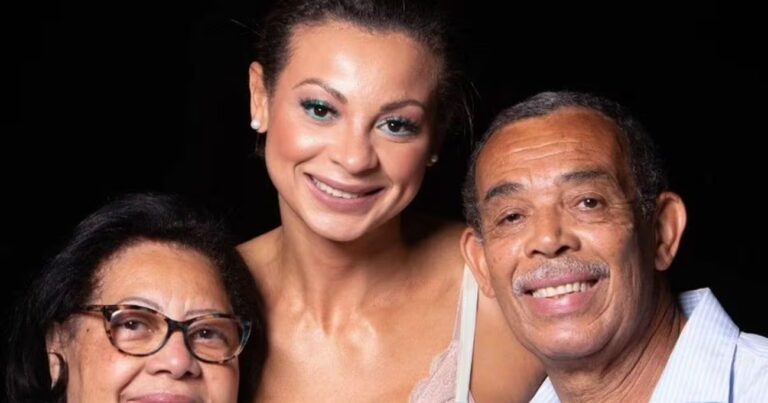 Família e viúvo de Walewska disputam herança com 23 imóveis