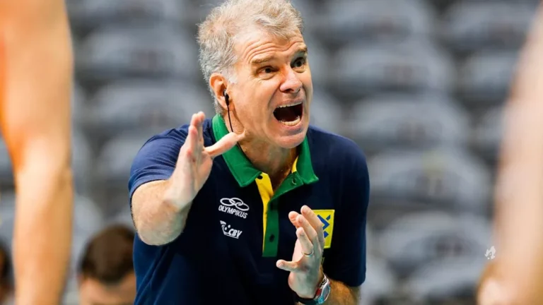 Comportamento de Bernardinho repercute nas redes sociais, após Brasil ser derrotado pela segunda vez