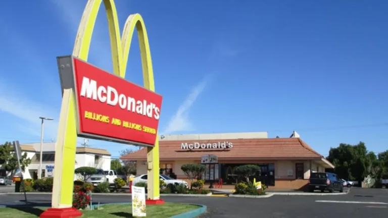 McDonald’s sofre grande prejuízo após surto de bactéria em sanduíches