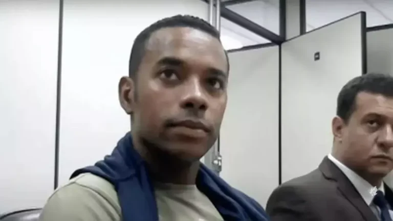 Robinho pode ser liberado após novos pedidos dos advogados