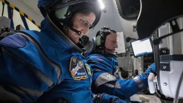 “Provavelmente não vamos conseguir voltar”: o drama dos astronautas presos no espaço há nove meses, por dentro da missão.