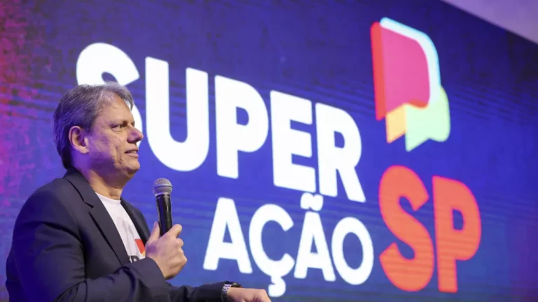 Análise: Programa de combate à pobreza é vitrine para Tarcísio de Freitas