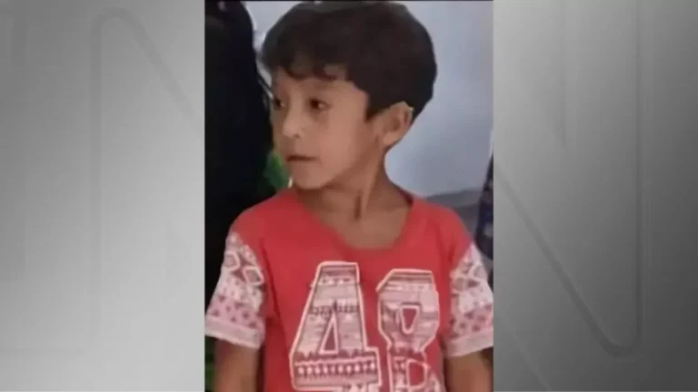 Criança desaparecida é achada morta no AM; suspeita é de ataque de jacaré