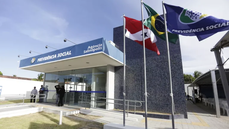 Fraude no INSS: sindicatos tentam retomar descontos em folha de aposentados