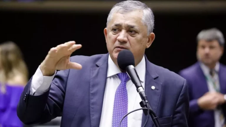 Governo vai apoiar projetos contra fraudes no INSS, diz líder na Câmara