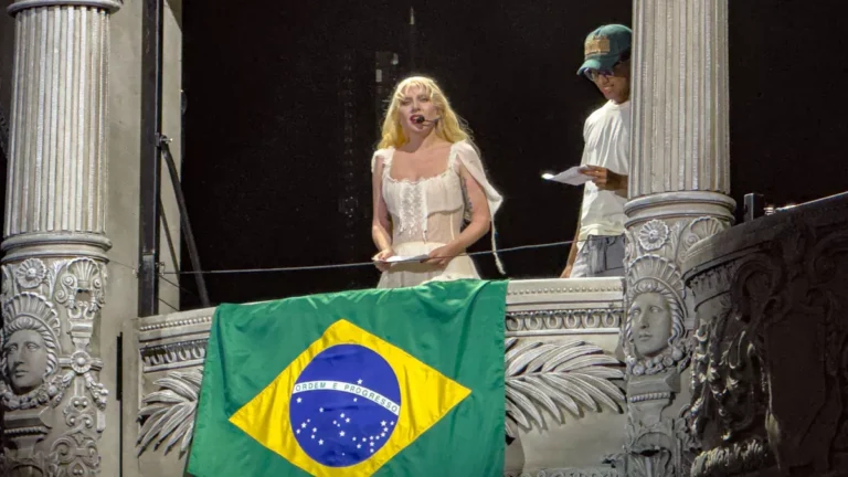 Operação em show de Lady Gaga é “vitrine” para PEC da Segurança