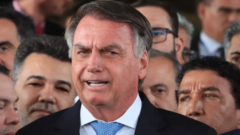 “Ainda acredito em milagre”, diz Bolsonaro sobre absolvição