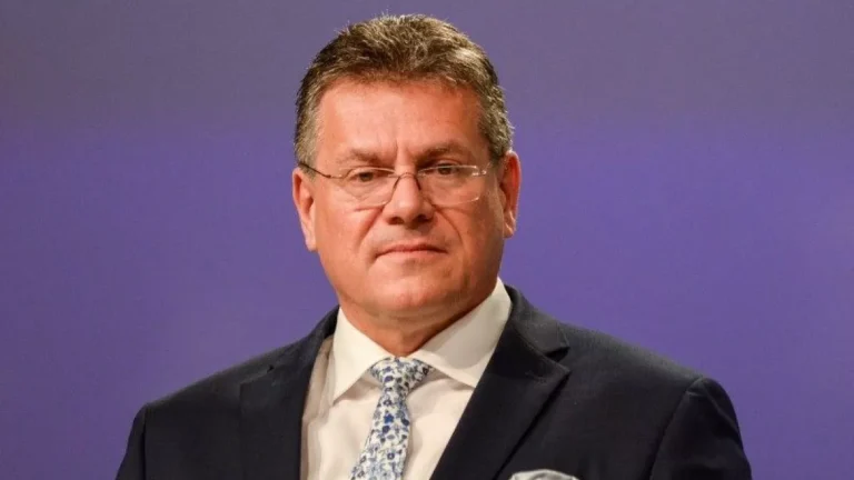 Chefe de comércio da UE diz que teve outra ligação com secretário dos EUA