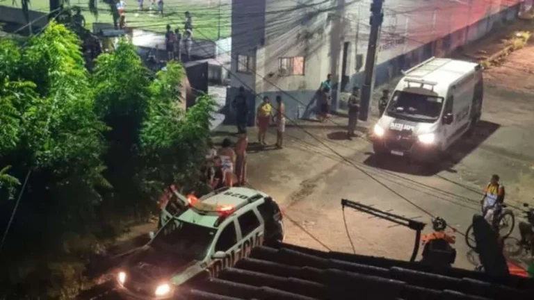 Chacina: quatro homens são mortos em campo de futebol no Ceará