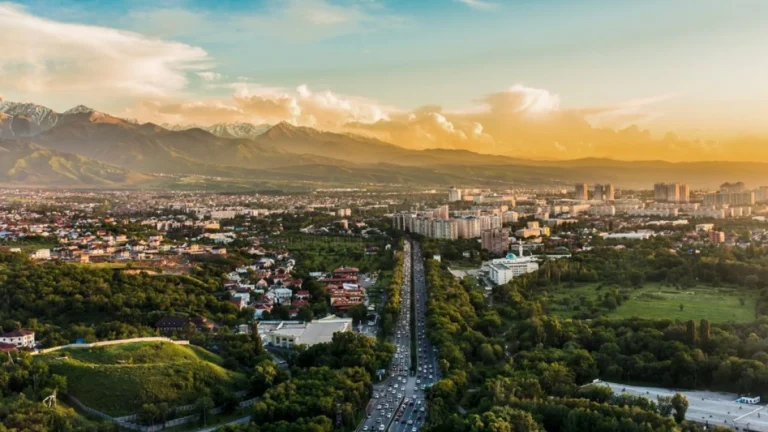 Lugares para viajar em 2025: confira lista de 25 destinos