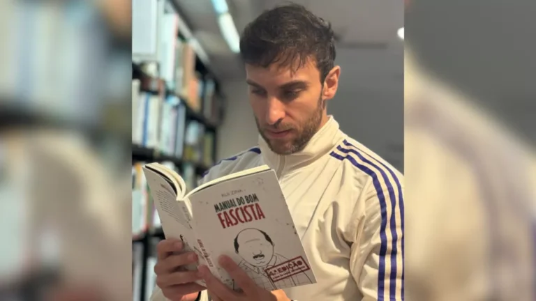 Em live, Leo Lins afirma que “o humorista interpreta um personagem”