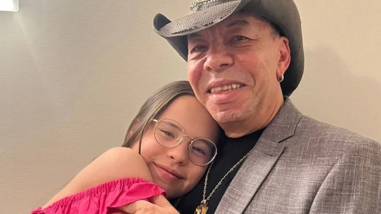 Filha de Chrystian homenageia cantor 1 ano após morte: “Ficha não caiu”