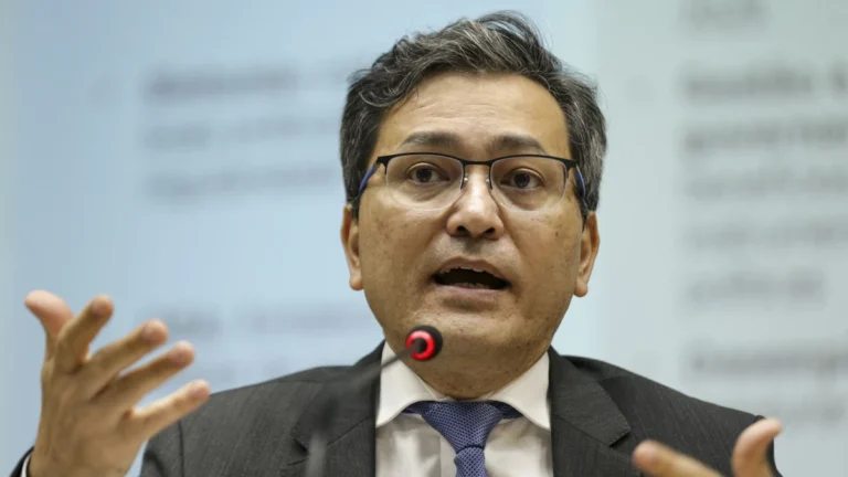Receita vai aderir a sistema global de troca de informações financeiras