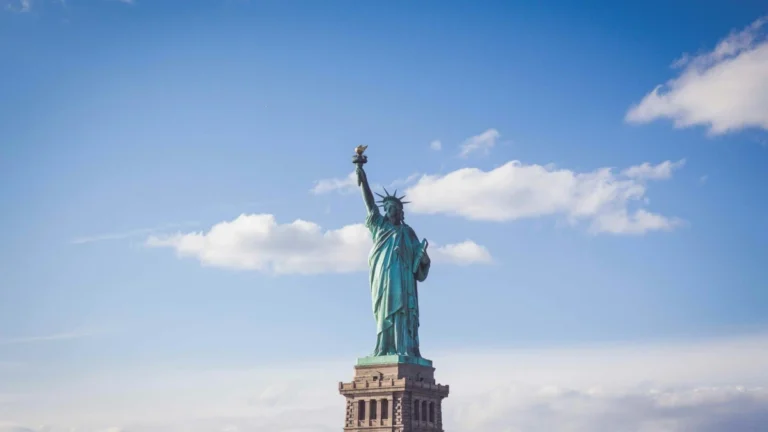 Como tarifaço de Trump afeta turismo nos EUA? Especialistas explicam