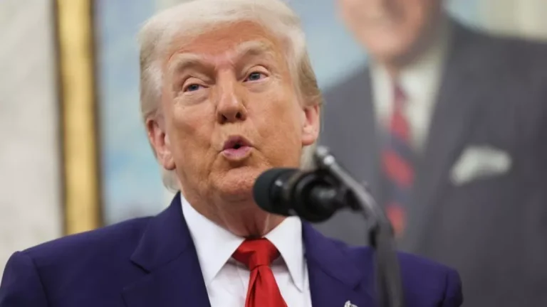Trump diz que é “extremamente difícil” fechar acordo com presidente chinês