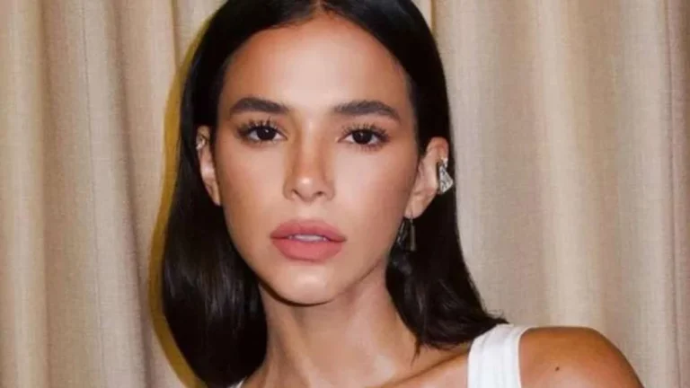 Bruna Marquezine convida famosos para festão de 30 anos; veja todos os detalhes
