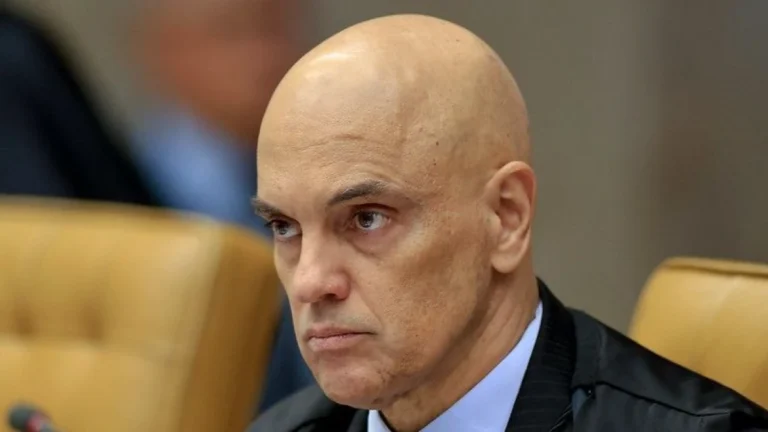 Bloqueada no Brasil, Rumble comemora sanções contra Moraes