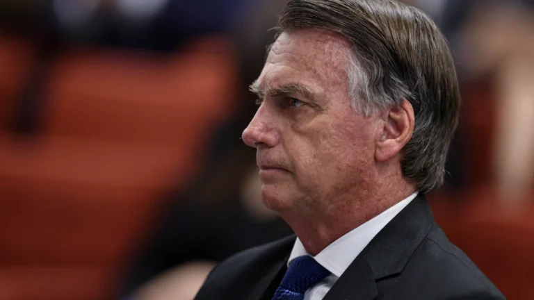 Juristas listam exageros em decisões de Moraes contra Bolsonaro
