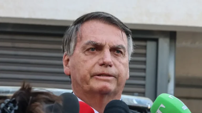 Defesa de Bolsonaro sobre “pintou um clima”: Provas inexistentes nos autos