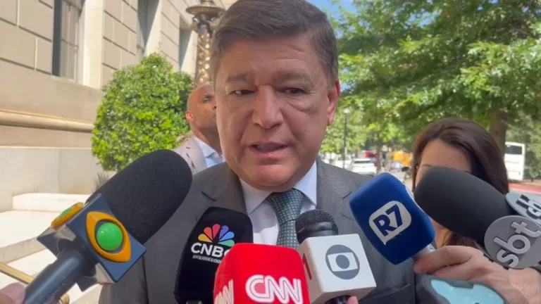 Tarifaço: senador diz querer separar agenda econômica da política nos EUA
